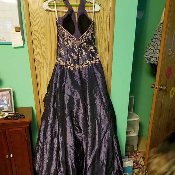 Purple prom dress - Picture 3 of 5